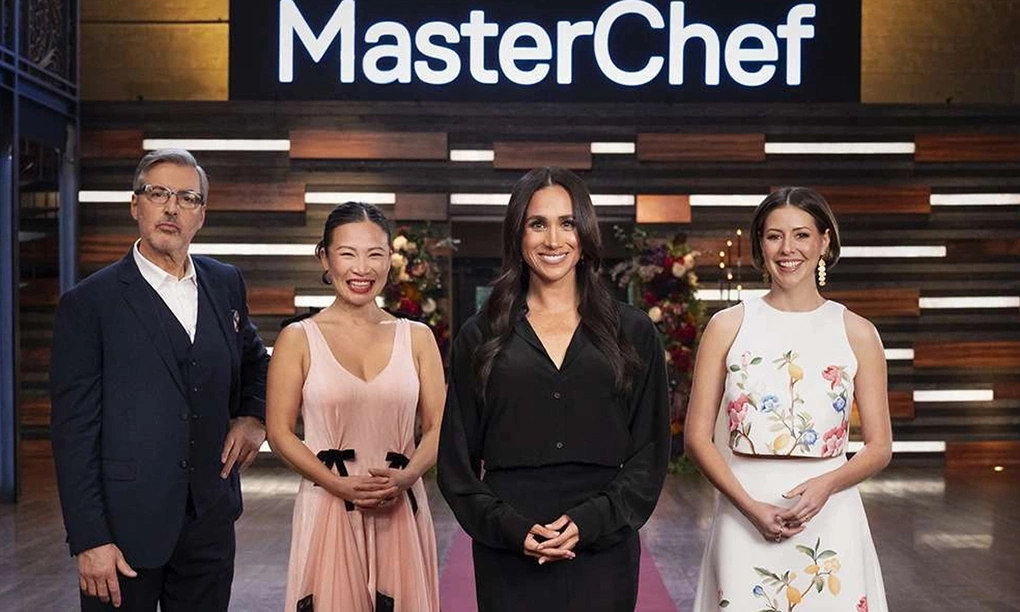 Meghan và Poh Ling Yeow (thứ hai từ trái sang) trong một tập của MasterChef Australia. Ảnh: Instagram